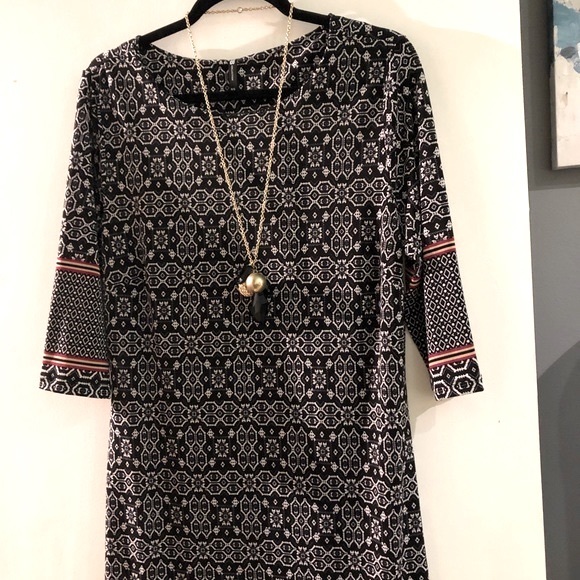 🍒 Black & White Dress!!! Coral lines!!! - Picture 8 of 9